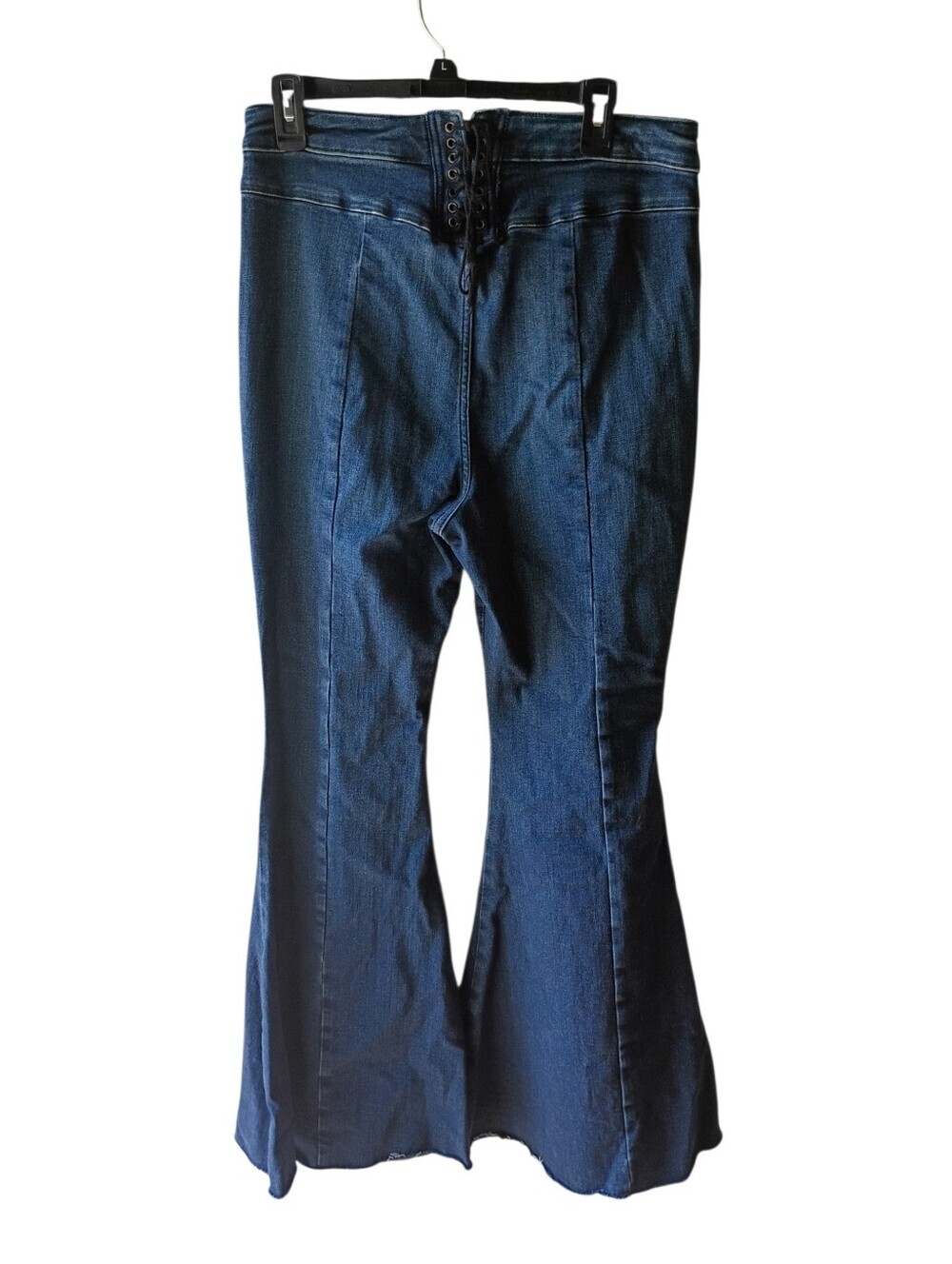 NWOT We The Free By FP Blue Wash Super Flare Bell Bottoms Size 32 - Picture 3 of 6